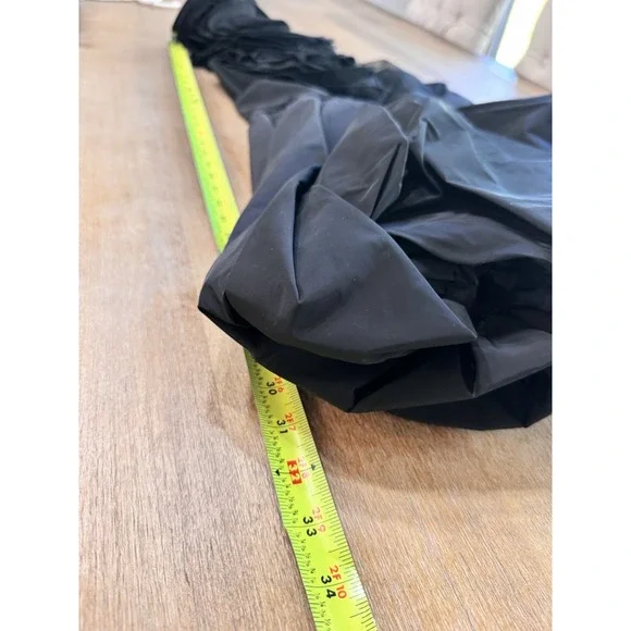 Mac Duggal Black Taffeta Bubble Hem Mini Dress Sz 6 Structured Rosette Shoulder - Picture 9 of 16